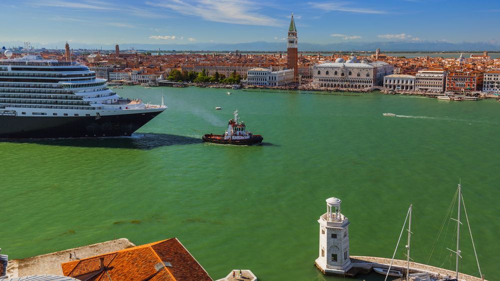 Obří výletní lodě už v Benátkách nezakotví. Od srpna mají zákaz